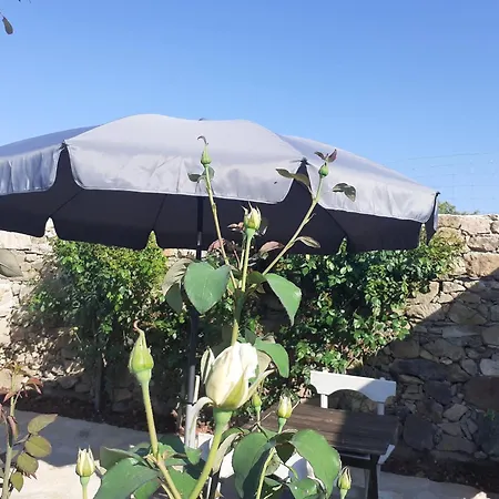 Holiday home Charming House In With Mountain View And Fenced Garden Parada (Braganca, Braganca)