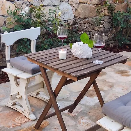 Holiday home Charming House In With Mountain View And Fenced Garden Parada (Braganca, Braganca)