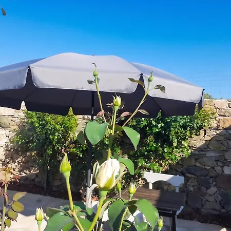 Holiday home Charming House In With Mountain View And Fenced Garden