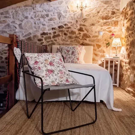 Charming House In With Mountain View And Fenced Garden Holiday home Parada (Braganca, Braganca)