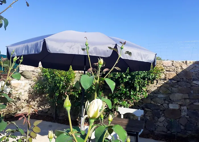 Holiday home Charming House In With Mountain View And Fenced Garden