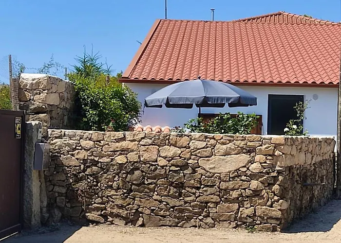 別荘 Charming House In With Mountain View And Fenced Garden