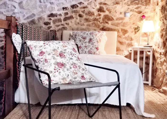 Charming House In With Mountain View And Fenced Garden Holiday home Parada (Braganca, Braganca)